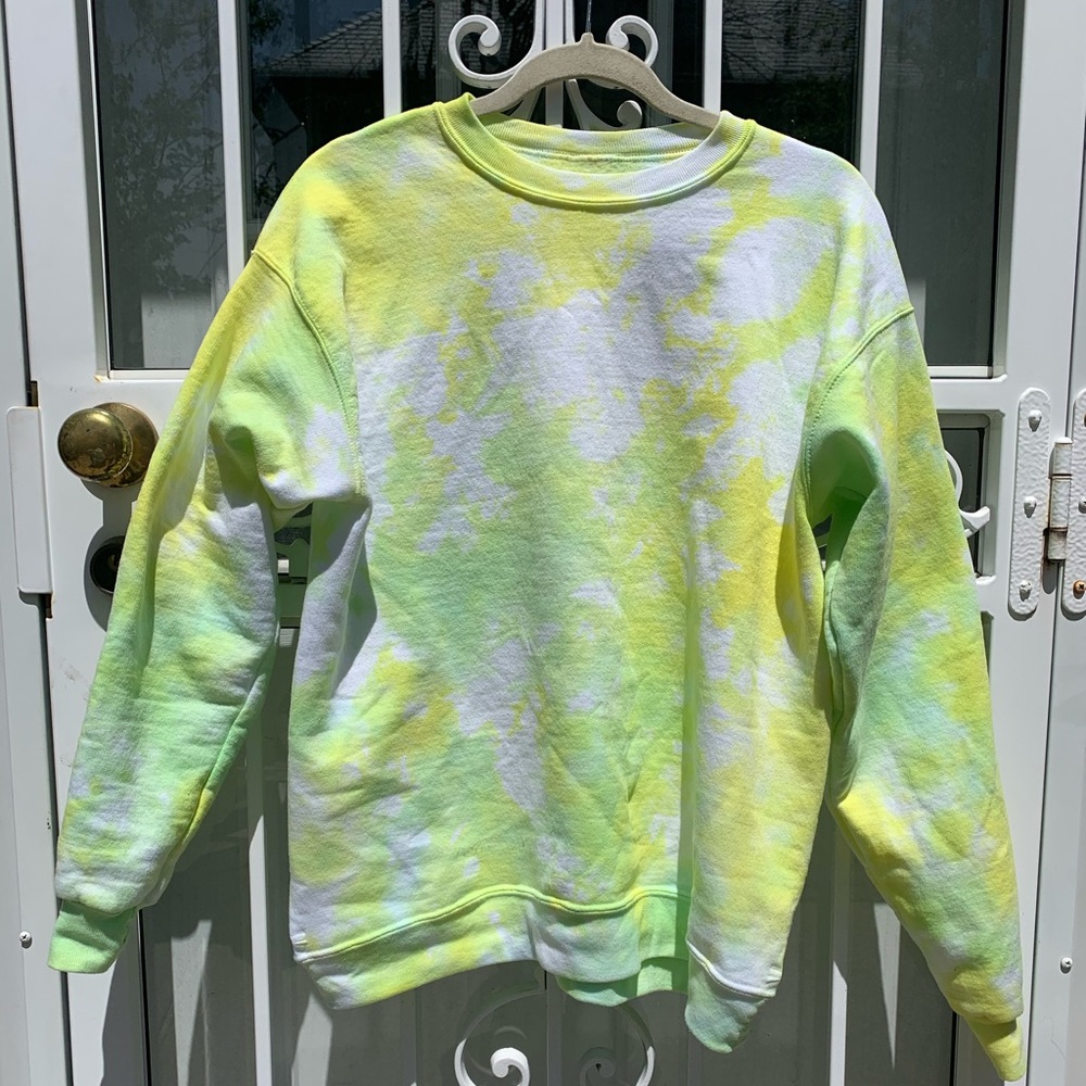 Custom tie-dyed crew neck